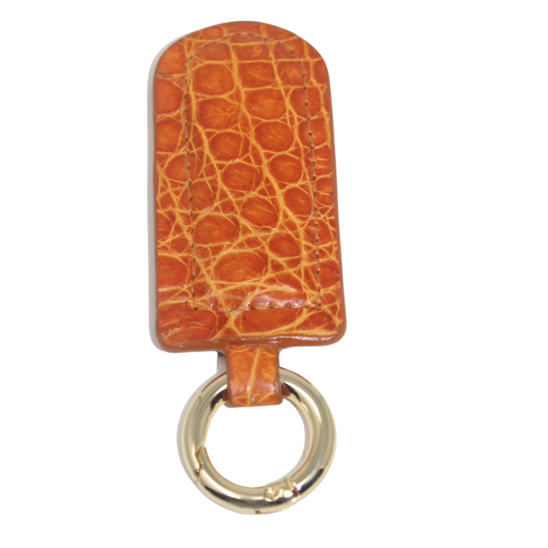 LLAVERO AT