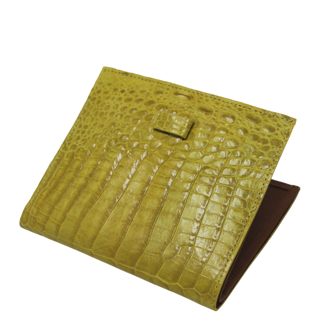 CHRISTY WALLET